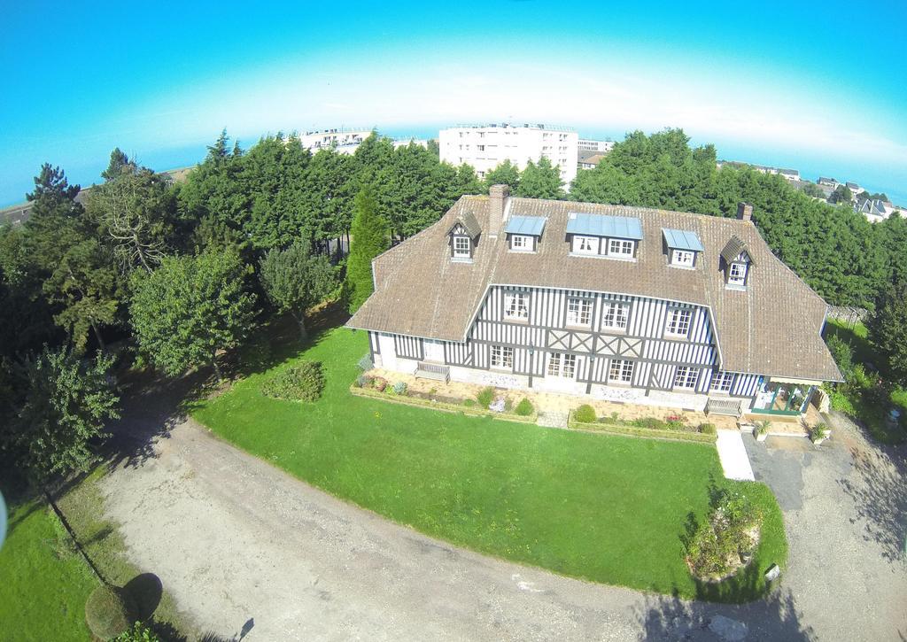 Golf Hotel Le Tréport Exteriör bild